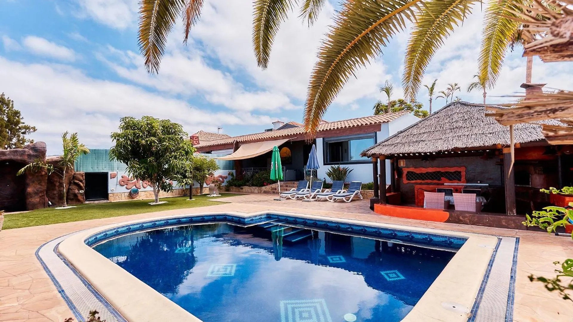 Luxurioese Ferienvilla Fuer Vier Personen Costa Adeje  Prázdninový dům